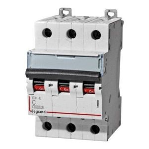 Автоматический выключатель DX3 3П C80A 10kA/16kA (409280) Автоматический выключатель