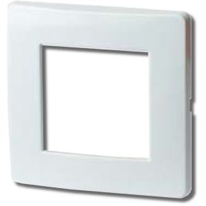 Рамка на 2 модуля (одноместная), белая (75010W) Рамка одноместная, Brava