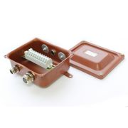 КЗНС-08 УХЛ1,5 IP65 латунный ввод (zeta30314) Клеммная коробка с наборными зажимами