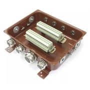 КЗНС-32 УХЛ1,5 IP65 латунный ввод (zeta30319) Клеммная коробка с наборными зажимами